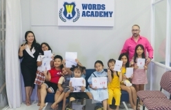 HỌC VIỆN NGÔN TỪ WORDS ACADEMY TỔ CHỨC THÀNH CÔNG WORKSHOP SONG NGỮ "LỜI TRI ÂN GỬI ĐẾN MẸ"