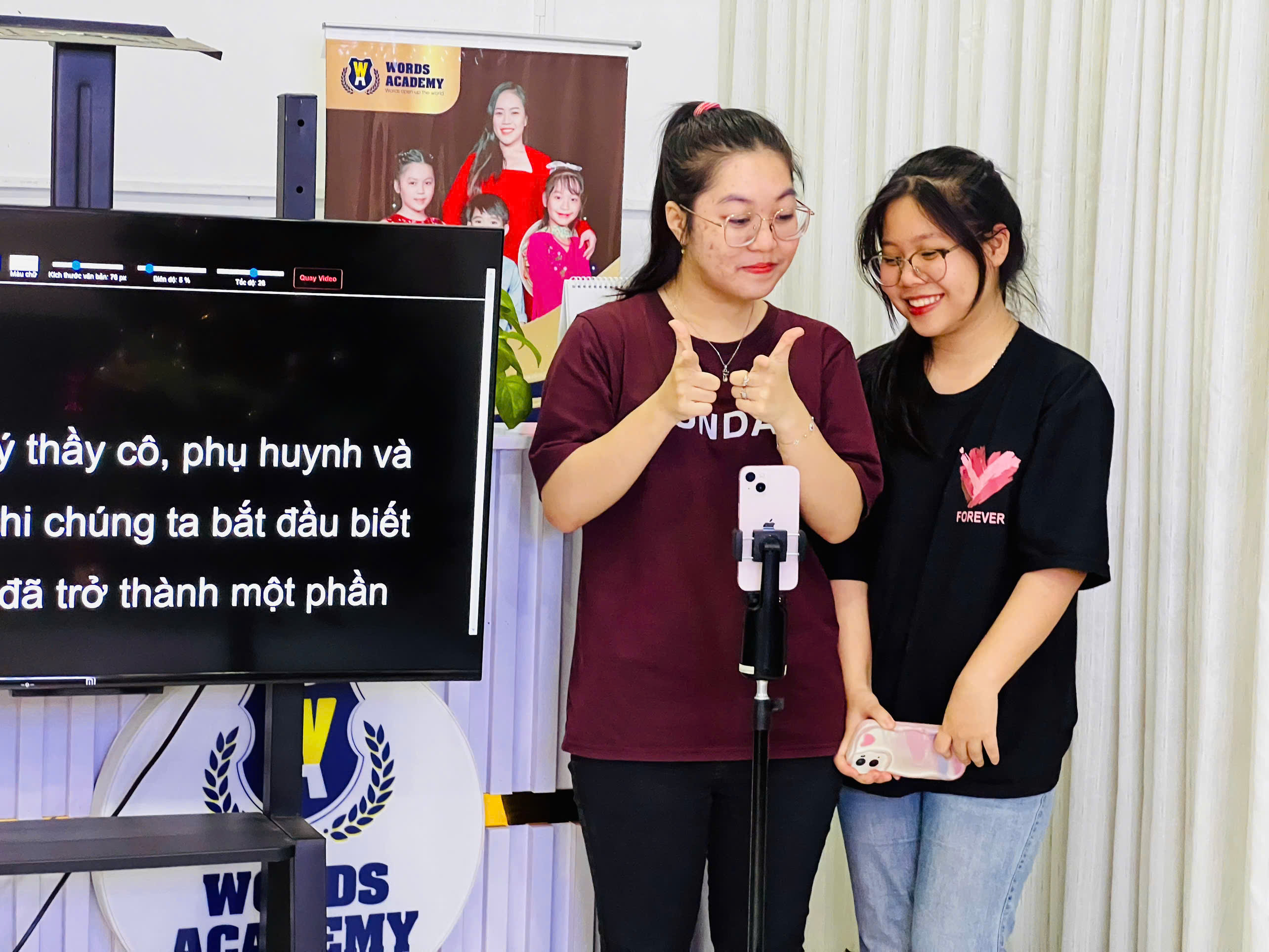 học viện ngôn từ