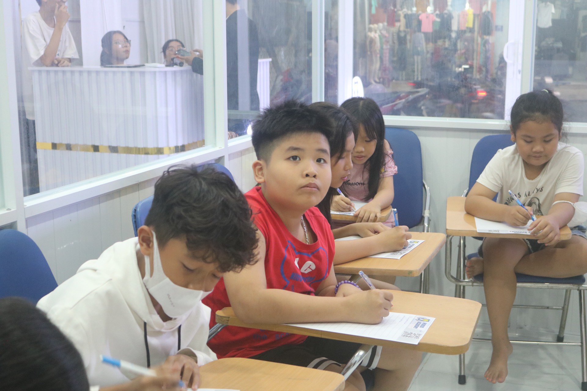 học viện ngôn từ