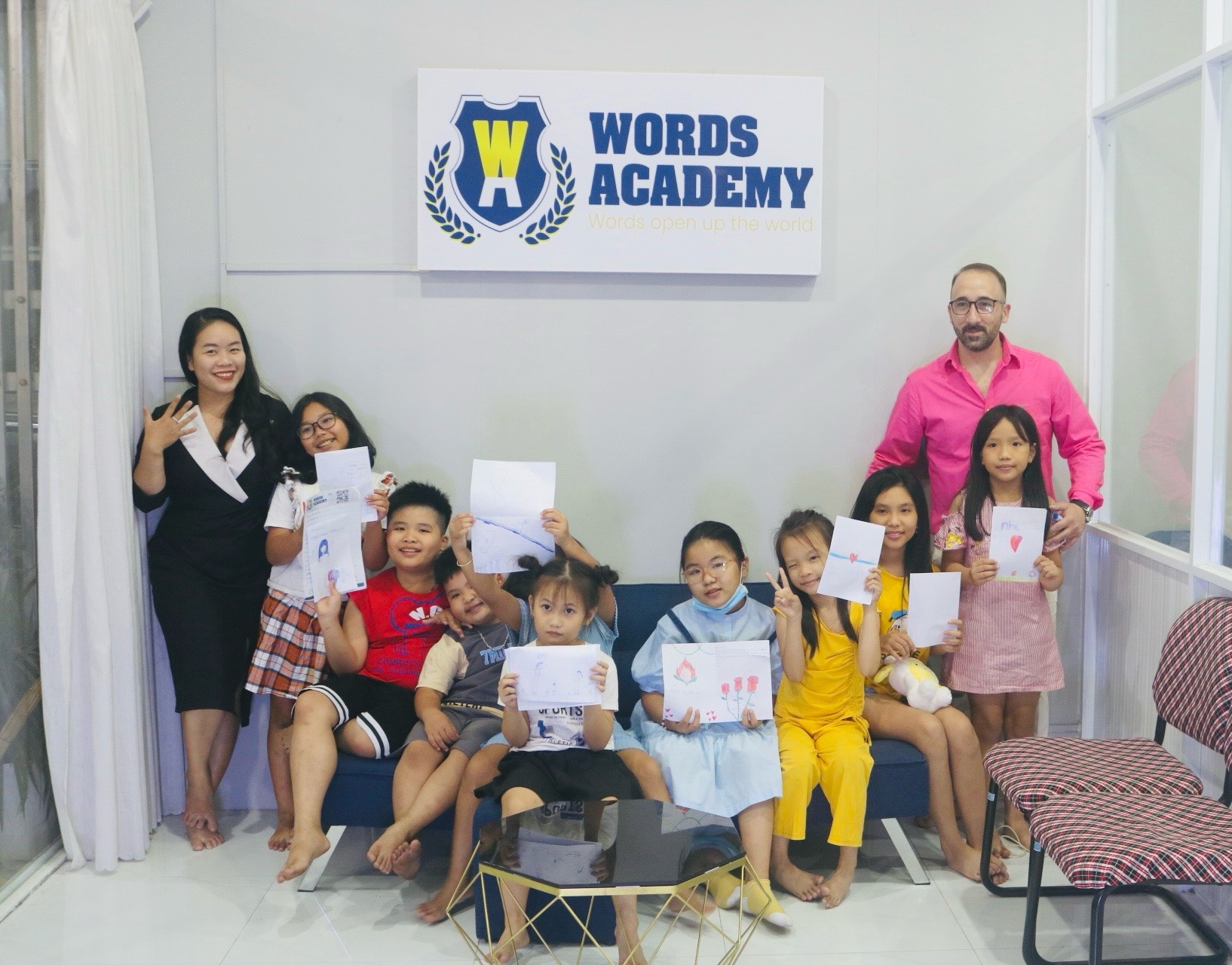 học viện ngôn từ