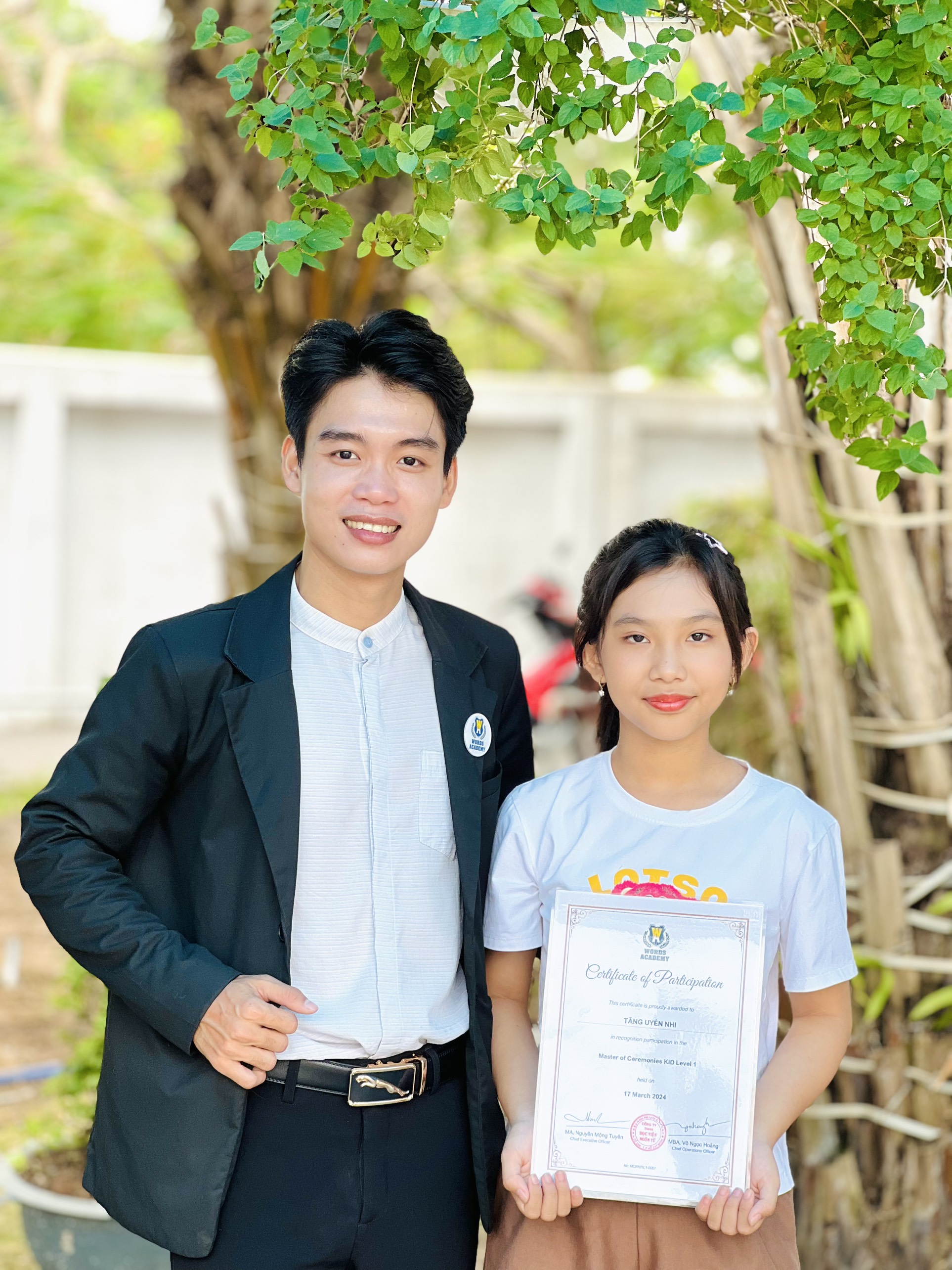 học viện ngôn từ