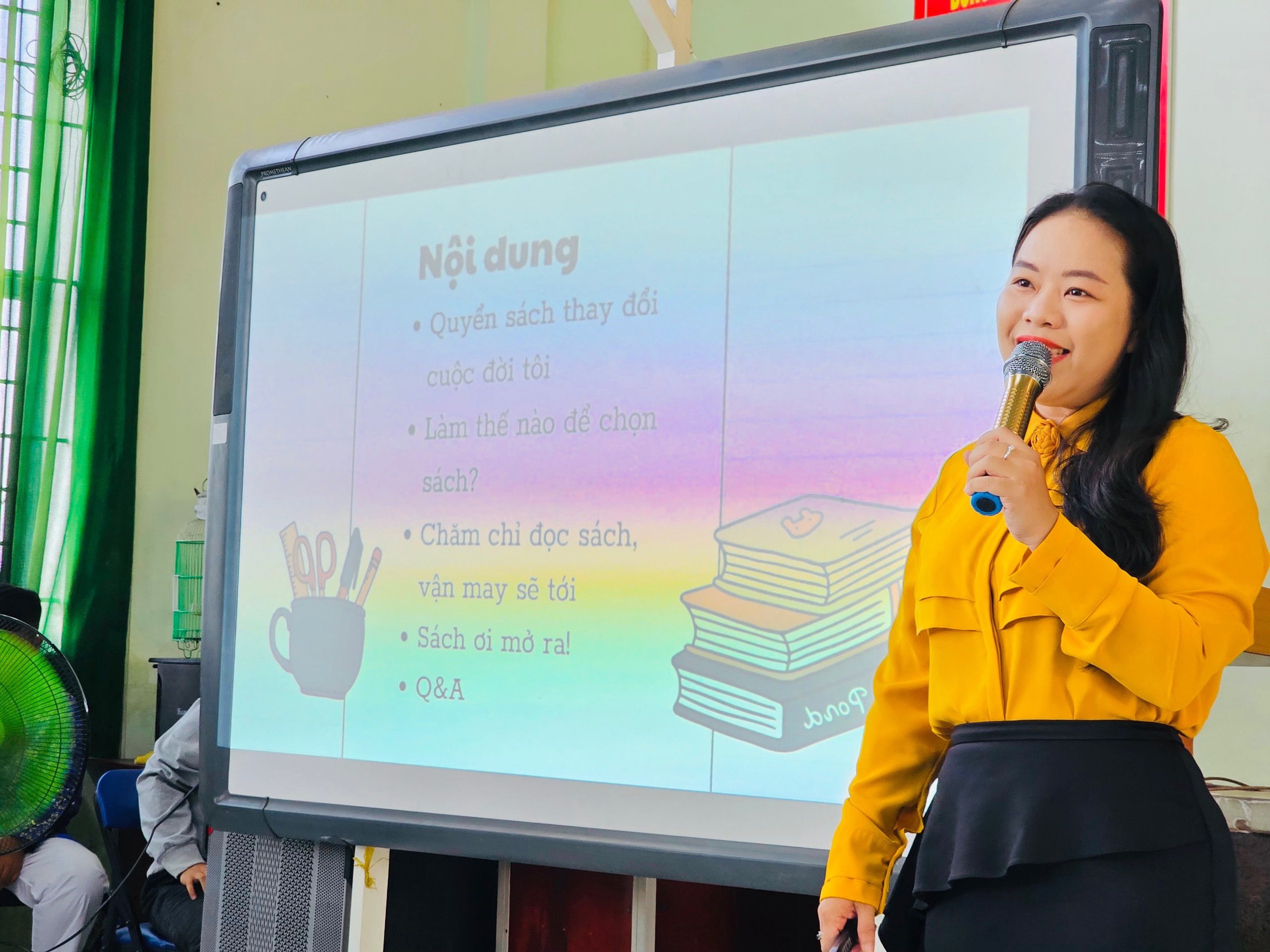 học viện ngôn từ